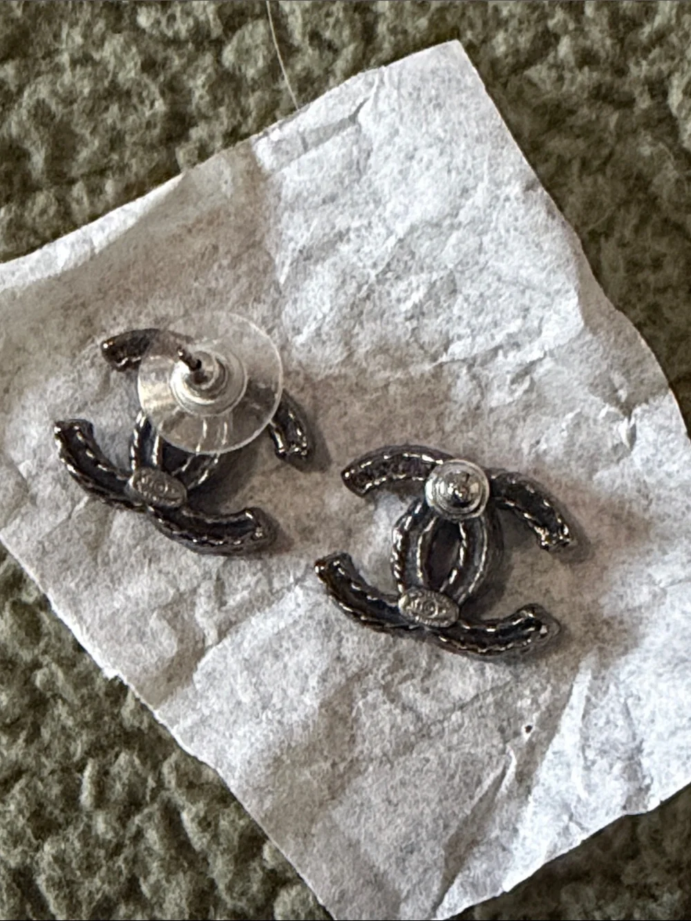 CHANEL Silver Crystal CC Logo Stud Earrings - Picture 3 of 5